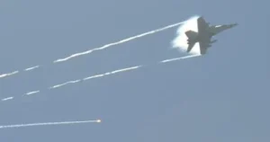 تسنيم: إسقاط مقاتلة أمريكية من طراز F-15.. وتصعيد متبادل في الخليج 2 333