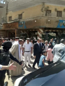 بالصور..مدير أمن سوهاج يقود حملة مكبرة بشوارع طهطا لتحقيق الانضباط. 2 امن
